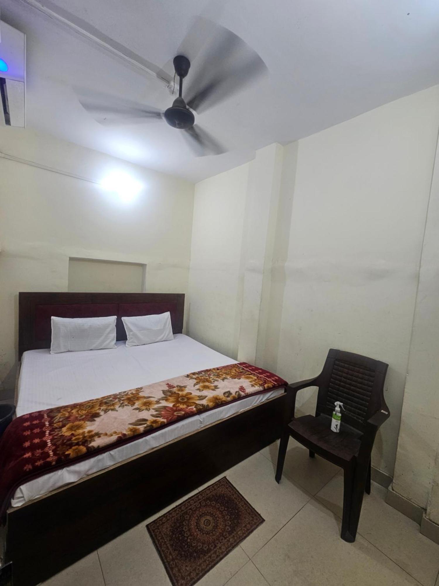 Ramlala Paying Guest House Stay Just 100M From Saryu Ghat, Ayodhya Exteriér fotografie